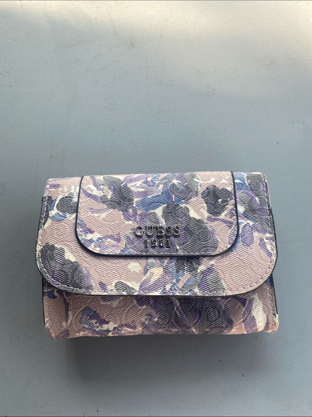 GUESS Pink Purple Floral Logo Compact Wallet